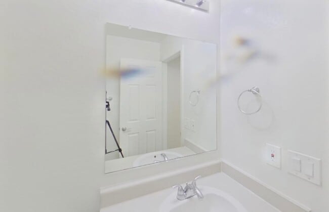 4803 W Leodra Ln in Phoenix, AZ - Building Photo - Building Photo