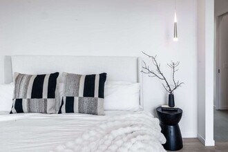 712 S Cherryvale Rd in Boulder, CO - Foto de edificio - Building Photo