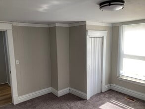 4023 Fairlawn Ave, Unit Apt 1 in Dunbar, WV - Building Photo - Building Photo