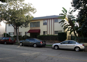 1740 N Kingsley Dr in Los Angeles, CA - Building Photo - Building Photo