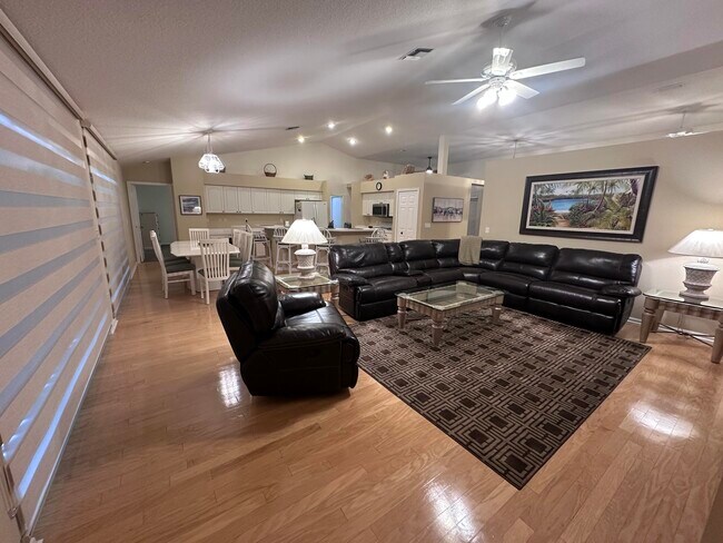 1299 Morse Blvd in West Palm Beach, FL - Building Photo - Building Photo