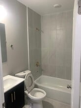 3320 Wharton St in Philadelphia, PA - Foto de edificio - Building Photo