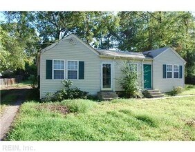 2043 Maywood St in Chesapeake, VA - Building Photo - Building Photo