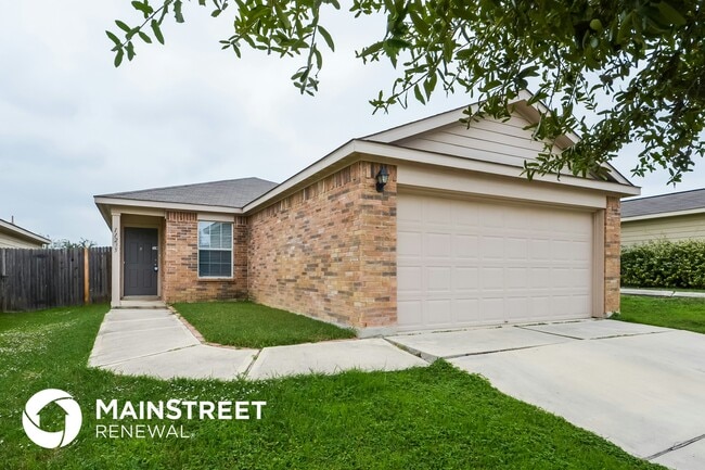 11235 Pecan Canyon in San Antonio, TX - Building Photo - Building Photo