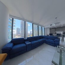 650 NE 32nd St in Miami, FL - Building Photo - Building Photo