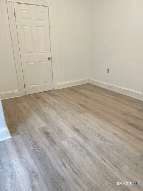 649 Bridgeport Ave in Bridgeport, CT - Building Photo - Building Photo