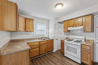 7101 Manette Dr in St. Louis, MO - Building Photo - Building Photo
