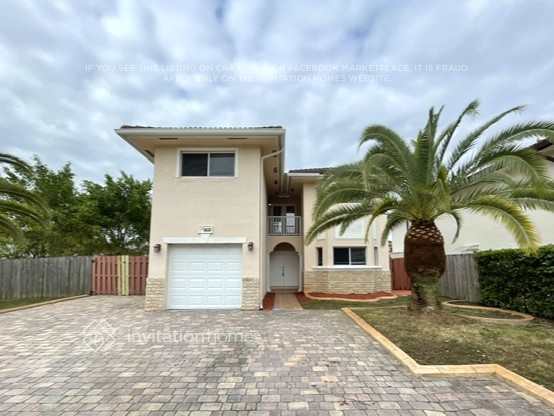 14137 SW 166th Terrace in Miami, FL - Building Photo