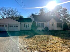 87 Scoville Rd in Avon, CT - Building Photo