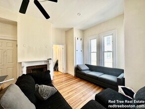 20 Highgate St, Unit 1 in Boston, MA - Building Photo - Building Photo