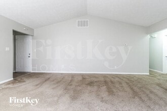 6412 Perry Pines Ct in Indianapolis, IN - Building Photo - Building Photo