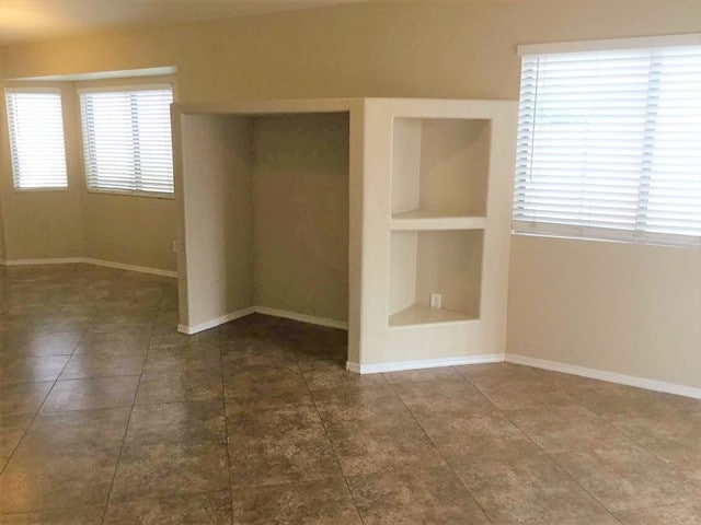 9029 W Avalon Dr in Phoenix, AZ - Building Photo - Building Photo
