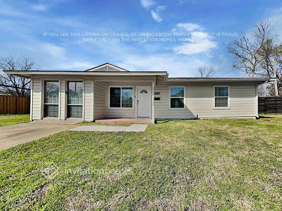 1013 Casa Dr in Mesquite, TX - Building Photo