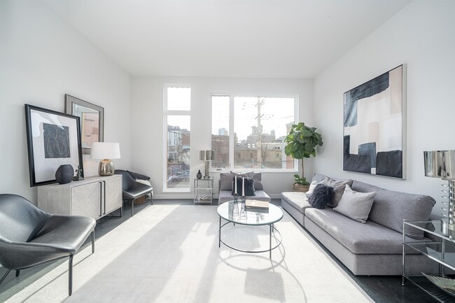 233 NEWARK Ave in Jersey City, NJ - Building Photo - Building Photo