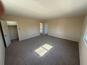 355 W Broad St in Souderton, PA - Building Photo - Building Photo