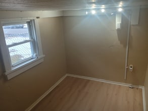 321 Fisher Ave in Neptune City, NJ - Foto de edificio - Building Photo