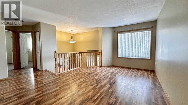 9105-113A 113a Ave in Grande Prairie, AB - Building Photo - Building Photo