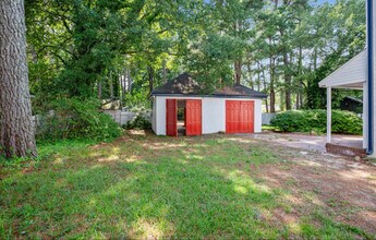 620 Falls Rd in Rocky Mount, NC - Building Photo - Building Photo