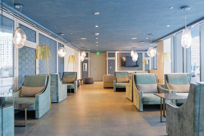 property at 1000 Brickell Plaza