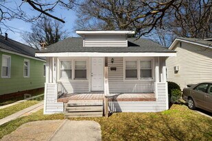 828 W 42nd St in Norfolk, VA - Building Photo