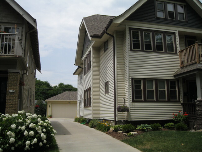2159 N 63rd St, Unit 2159