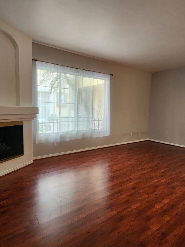 property at 7037 La Tijera Blvd