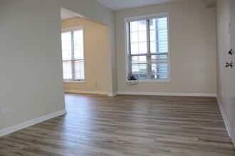 527 N Marshfield Ave in Chicago, IL - Building Photo - Building Photo