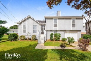 1204 Grand Cir in Birmingham, AL - Building Photo