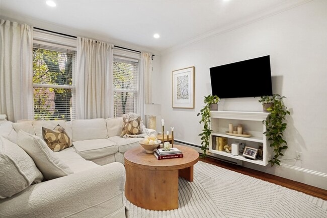 110 Union Pk St in Boston, MA - Building Photo - Building Photo