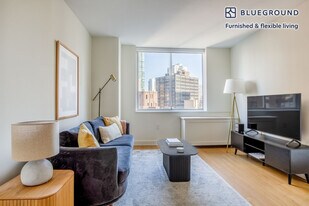 420 E 54th St in New York, NY - Building Photo