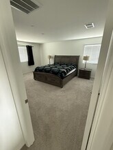 5197 Amaryllis St in Hemet, CA - Building Photo - Building Photo