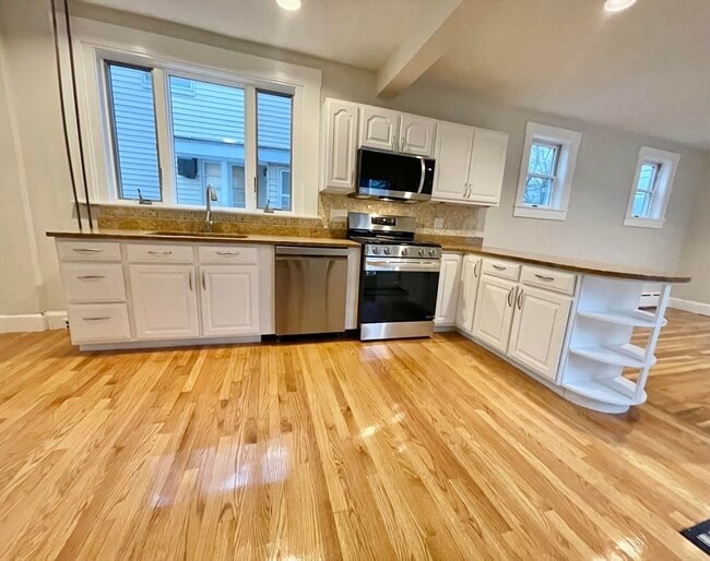 property at 125 Wilmington Ave