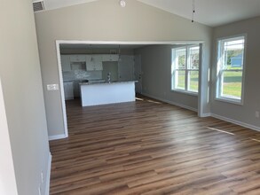212 Mitchner St in Selma, NC - Building Photo - Building Photo