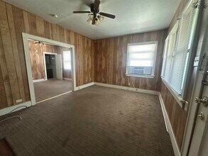 2007 Elizabeth Ave in Wichita Falls, TX - Building Photo - Building Photo
