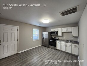 902 S Alston Ave in Durham, NC - Building Photo - Building Photo