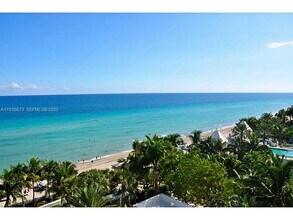 3535 S Ocean Dr in Hollywood, FL - Building Photo - Building Photo
