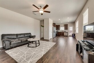 1115 Bowie Dr in Lewisville, TX - Building Photo - Building Photo