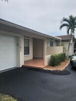 11702 SW 108th Ln in Miami, FL - Building Photo