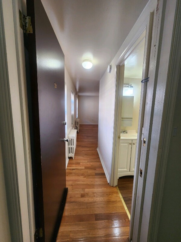 869 Hollins St-Unit -2R in Baltimore, MD - Building Photo - Building Photo