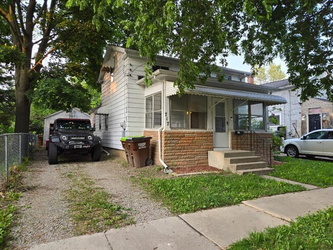 property at 717 E Butler St
