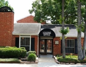 Timbers of Cranbrook Apartments in Houston, TX - Building Photo - Building Photo