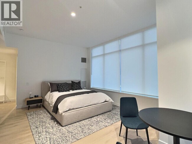 505 Nelson St in Coquitlam, BC - Building Photo - Building Photo