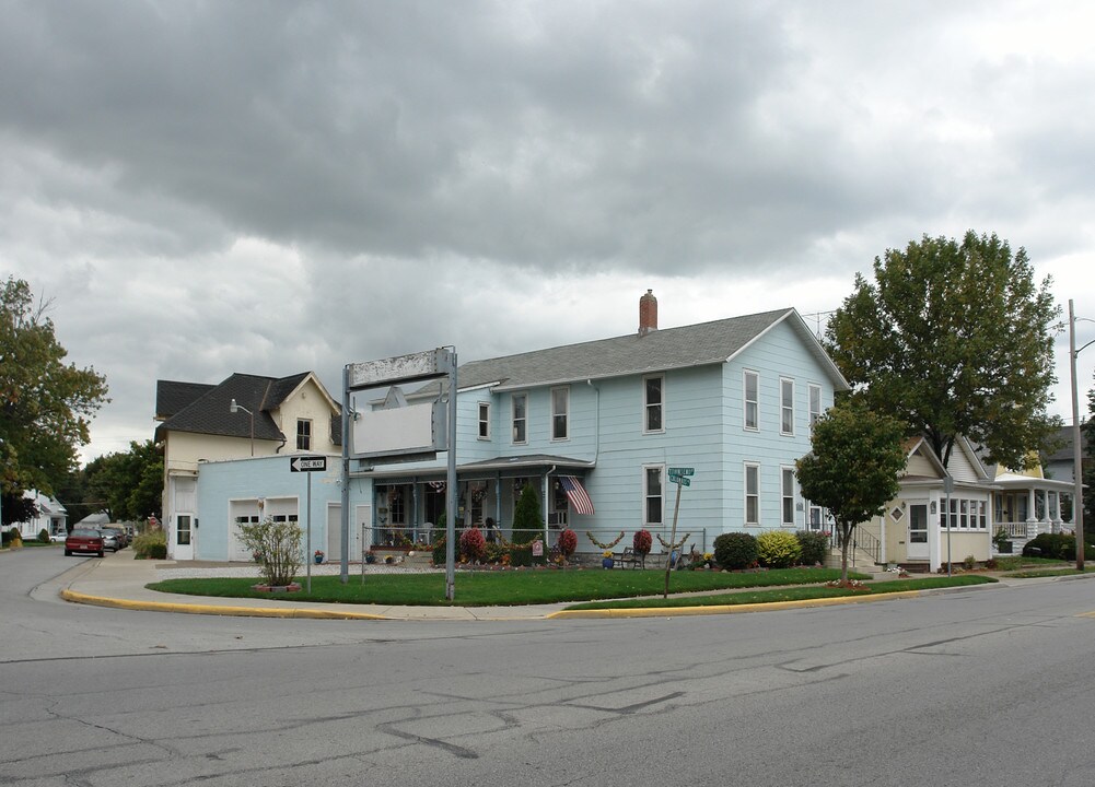 1009 Columbus Ave in Sandusky, OH - Building Photo