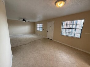 6100 Gulfport Blvd S in Gulfport, FL - Building Photo - Building Photo