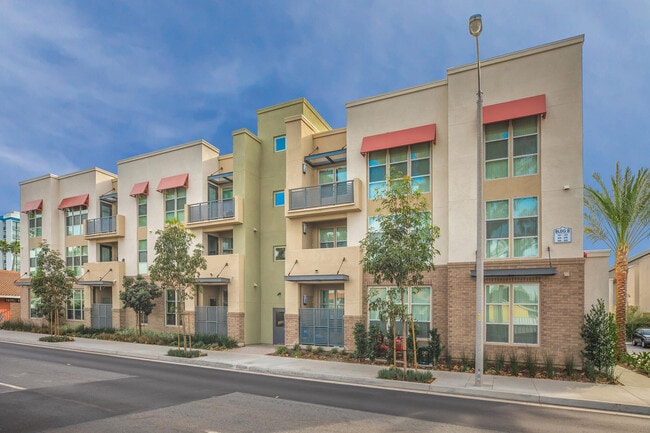 First Street in Santa Ana, CA - Building Photo - Building Photo