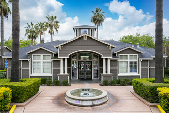 Fountains at Emerald Park in Dublin, CA - Building Photo - Building Photo