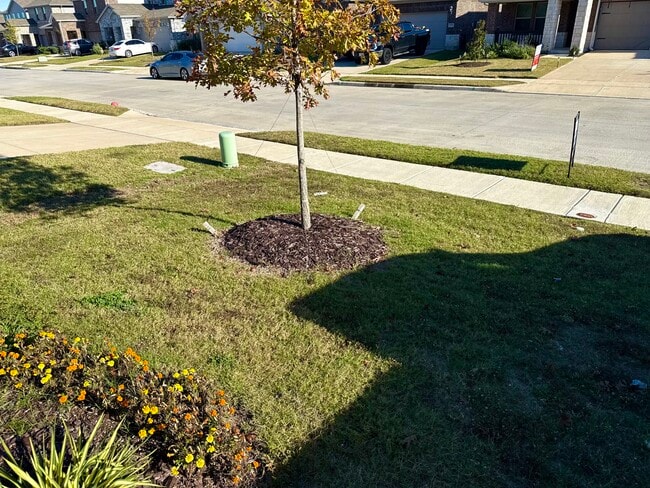 2358 Aspen Hl Dr in Heartland, TX - Foto de edificio - Building Photo