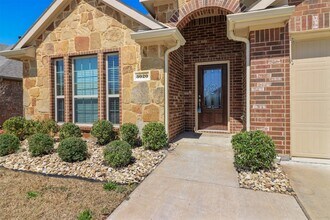 3020 Oakcrest Dr in Royse City, TX - Building Photo - Building Photo