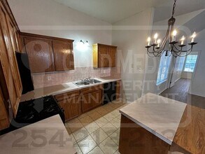 1805 Diana Ln in Harker Heights, TX - Building Photo - Building Photo