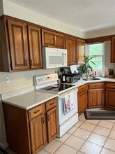 32 Walters Ave in Syosset, NY - Building Photo - Building Photo